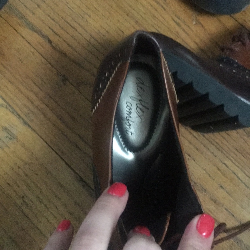 Dexflex heel loafers NEVER WORN PERFECT CONDITION - Picture 3 of 6